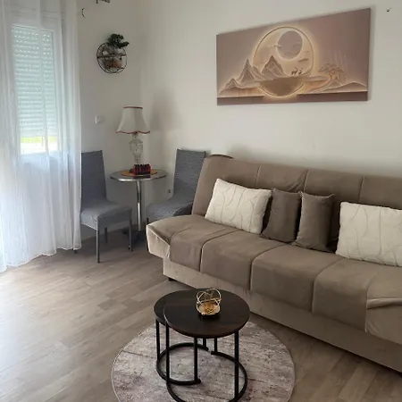 Aura Apartament *